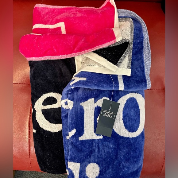 ABERCROMBIE & FITCH LUXURY TRI-COLOR BEACH TOWEL NWT - Picture 8 of 8